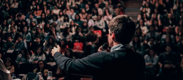 La importancia de contar con un buen ponente para tu evento corporativo